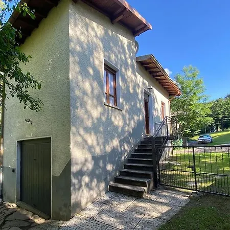 Ortanella, Al Pozzo Vecchio Apartment Esino Lario